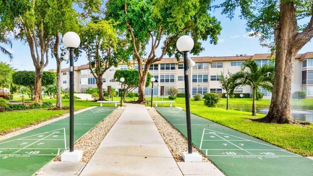 3401 NW 47TH Avenue 401, Lauderdale Lakes, FL 33319