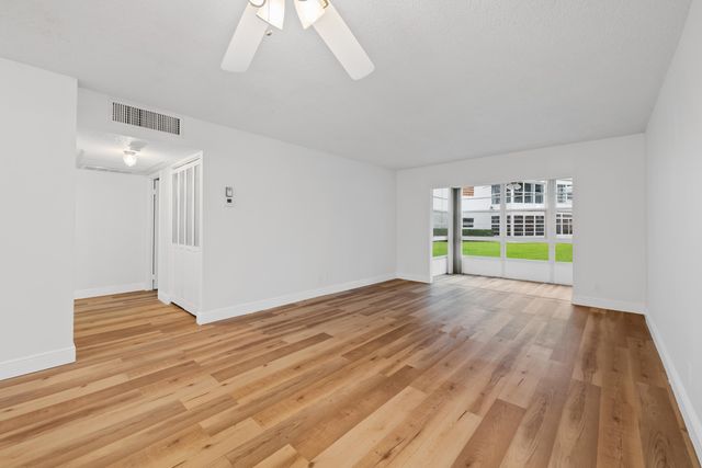 3401 NW 47TH Avenue 401, Lauderdale Lakes, FL 33319