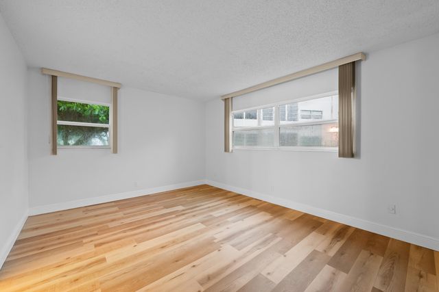 3401 NW 47TH Avenue 401, Lauderdale Lakes, FL 33319