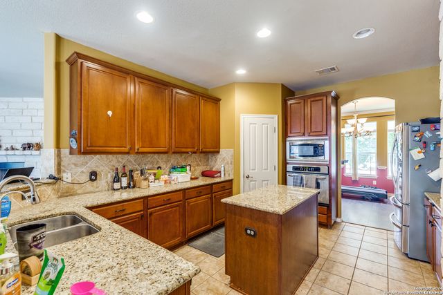 25703 Fan Flower, San Antonio, TX 78261