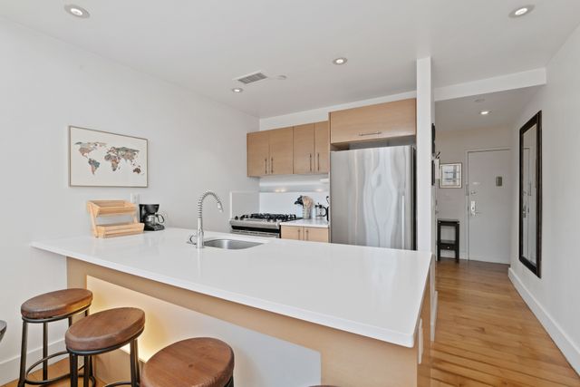 96 Woodpoint Road # 2-C, New York City, NY 11211