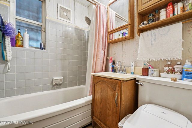 10304 MAYAN Drive, Jacksonville, FL 32218