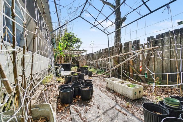 10304 MAYAN Drive, Jacksonville, FL 32218