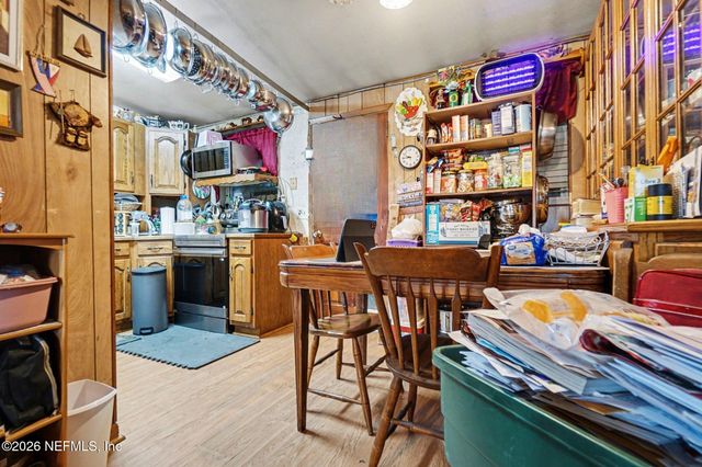 10304 MAYAN Drive, Jacksonville, FL 32218