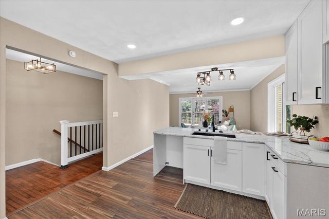 6 Rue Deau Ville Drive, Belleville, IL 62226