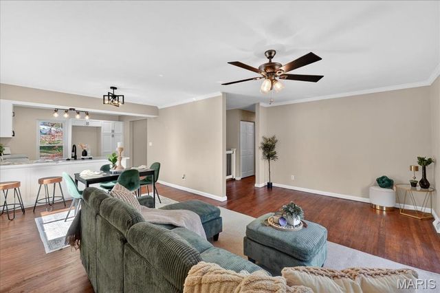 6 Rue Deau Ville Drive, Belleville, IL 62226