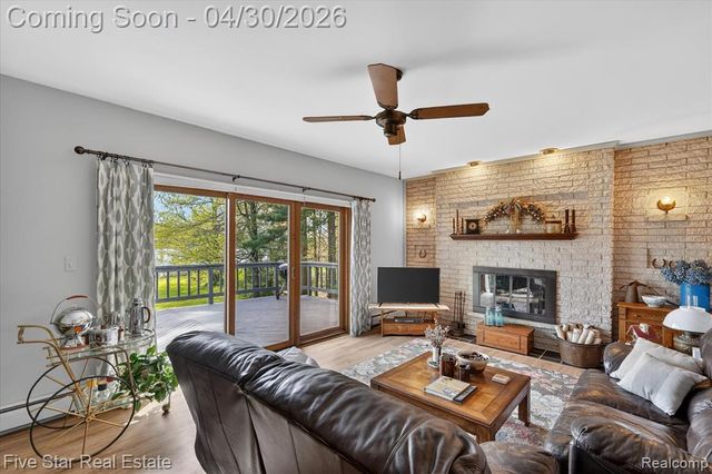 630 Sunset, White Lake, MI 48383