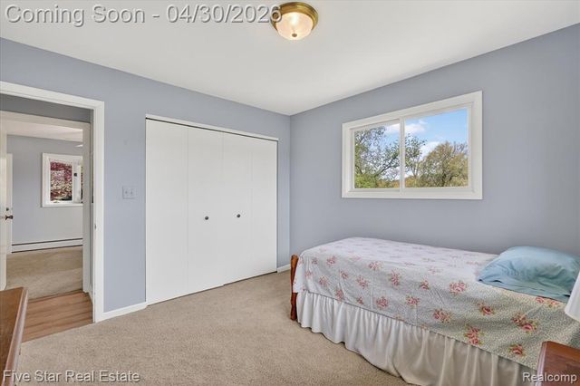 630 Sunset, White Lake, MI 48383