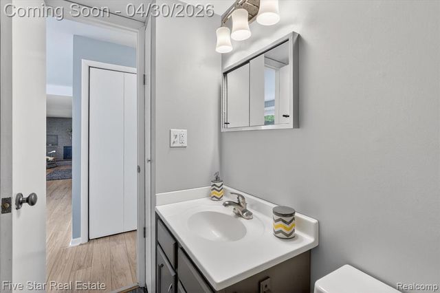 630 Sunset, White Lake, MI 48383