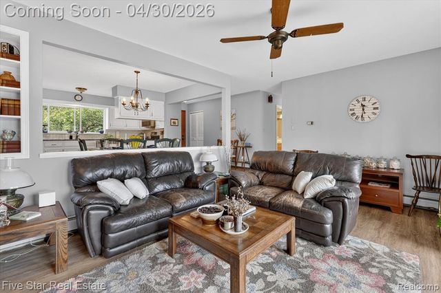 630 Sunset, White Lake, MI 48383