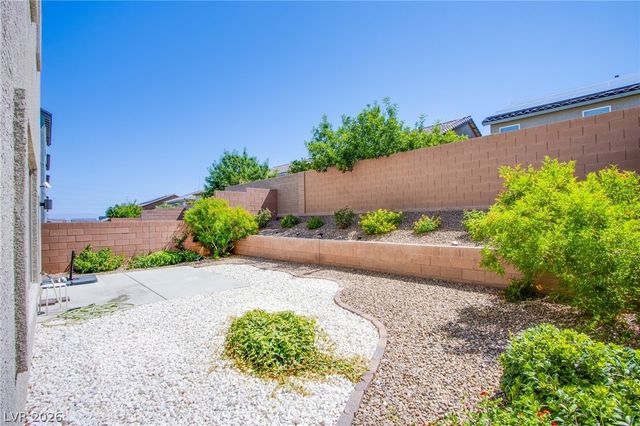 10434 Rose Palisade Street, Las Vegas, NV 89141