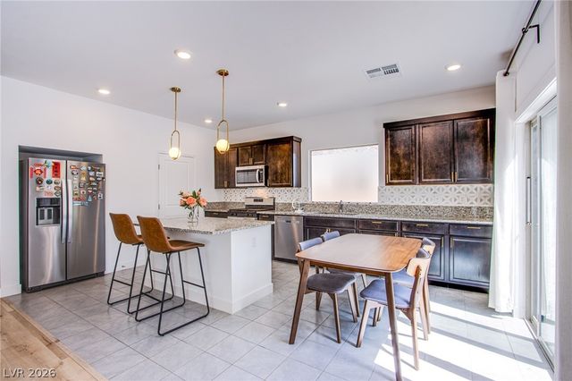 10434 Rose Palisade Street, Las Vegas, NV 89141