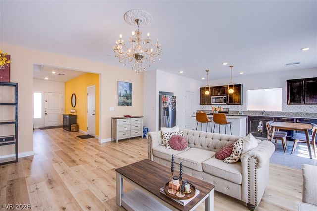 10434 Rose Palisade Street, Las Vegas, NV 89141