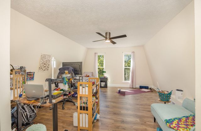 566 Summer Pointe Drive, Walton, KY 41094