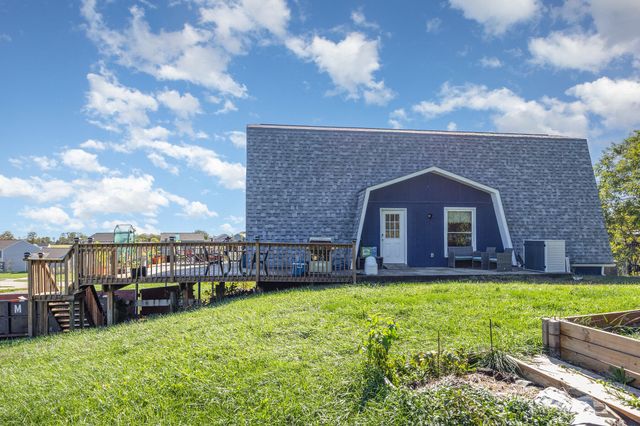 566 Summer Pointe Drive, Walton, KY 41094