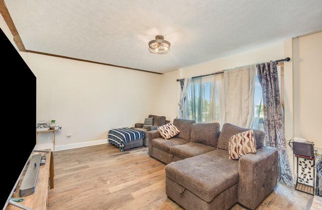 566 Summer Pointe Drive, Walton, KY 41094