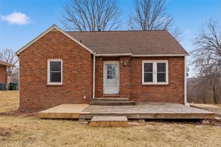 135 Park Street, Carlisle, IA 50047