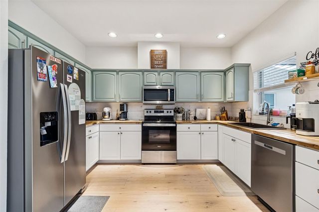 3633 MORGANS BLUFF COURT, Land O Lakes, FL 34639