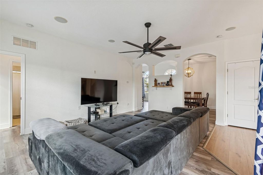 Image 16 of property listing at 3633 MORGANS BLUFF COURT, Land O Lakes, FL 34639