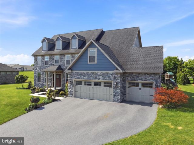 206 MATTHEW DRIVE, Chambersburg, PA 17201
