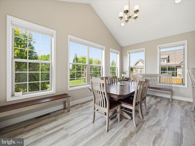 206 MATTHEW DRIVE, Chambersburg, PA 17201