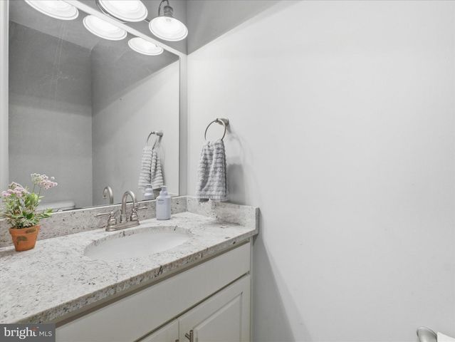 206 MATTHEW DRIVE, Chambersburg, PA 17201