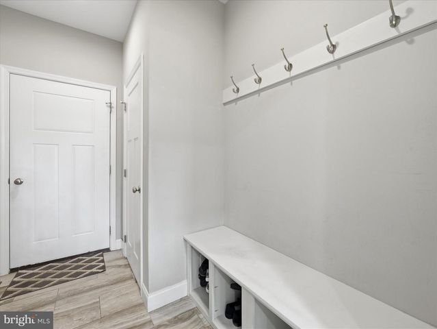 206 MATTHEW DRIVE, Chambersburg, PA 17201