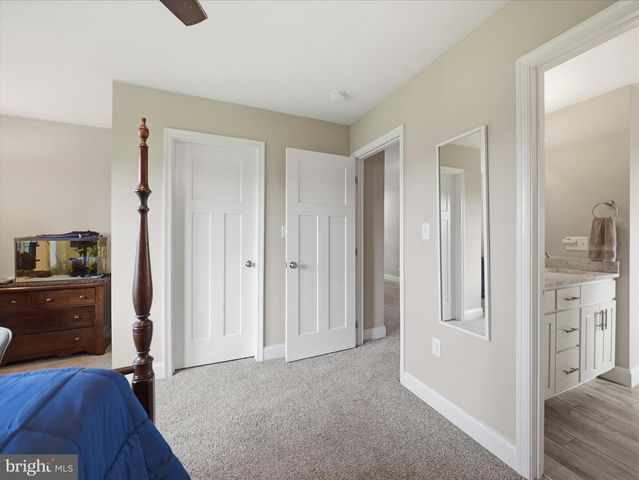 206 MATTHEW DRIVE, Chambersburg, PA 17201