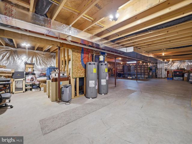 206 MATTHEW DRIVE, Chambersburg, PA 17201