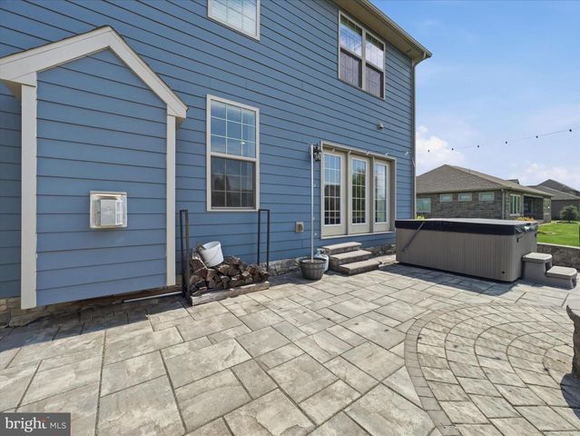 206 MATTHEW DRIVE, Chambersburg, PA 17201