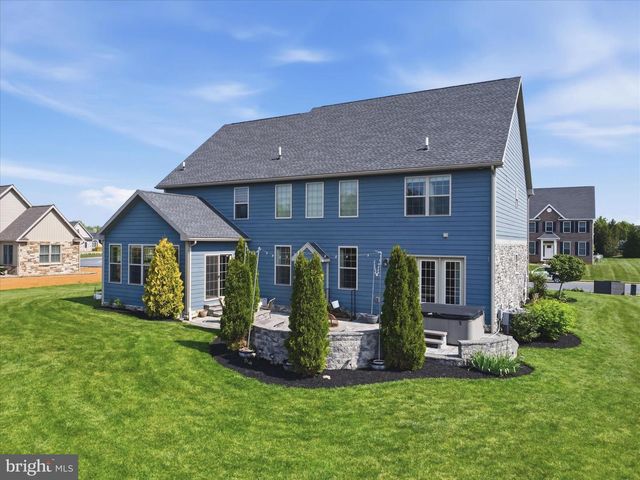 206 MATTHEW DRIVE, Chambersburg, PA 17201