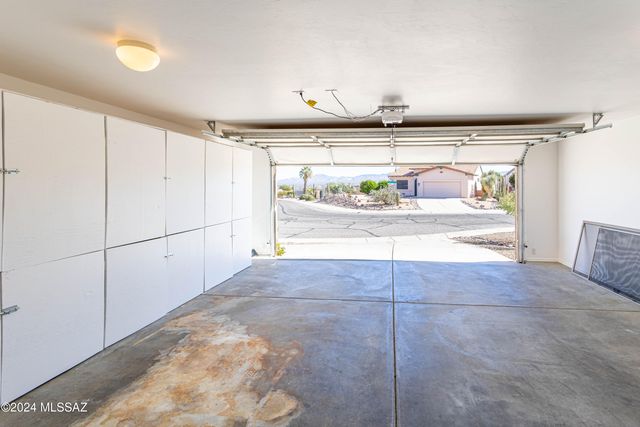 287 N Vía La Castellana, Green Valley, AZ 85614