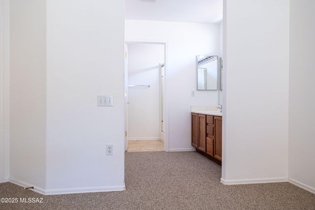 287 N Vía La Castellana, Green Valley, AZ 85614