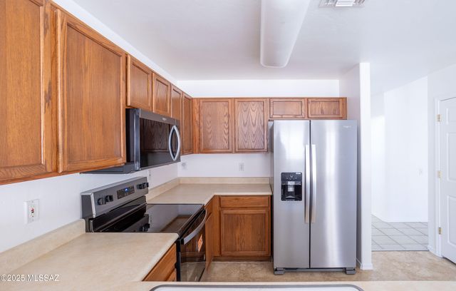 287 N Vía La Castellana, Green Valley, AZ 85614