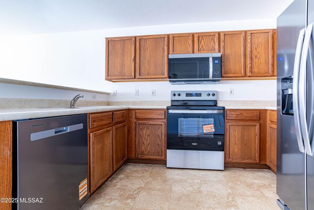 287 N Vía La Castellana, Green Valley, AZ 85614