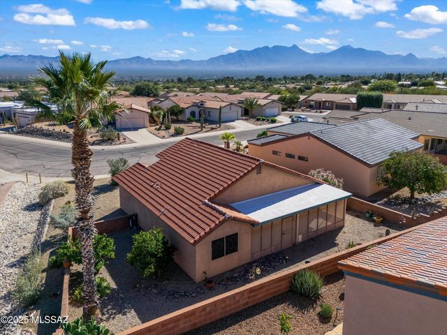 287 N Vía La Castellana, Green Valley, AZ 85614