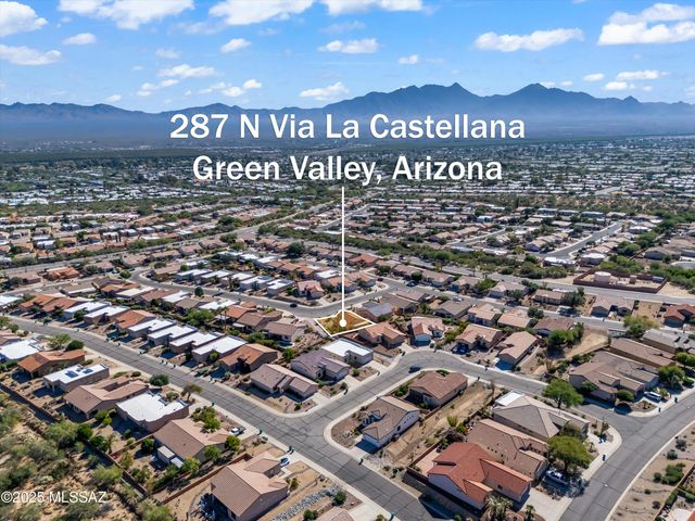 287 N Vía La Castellana, Green Valley, AZ 85614