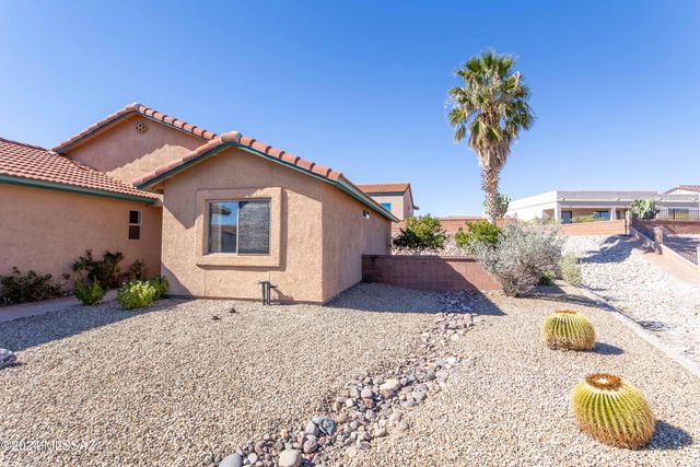 287 N Vía La Castellana, Green Valley, AZ 85614