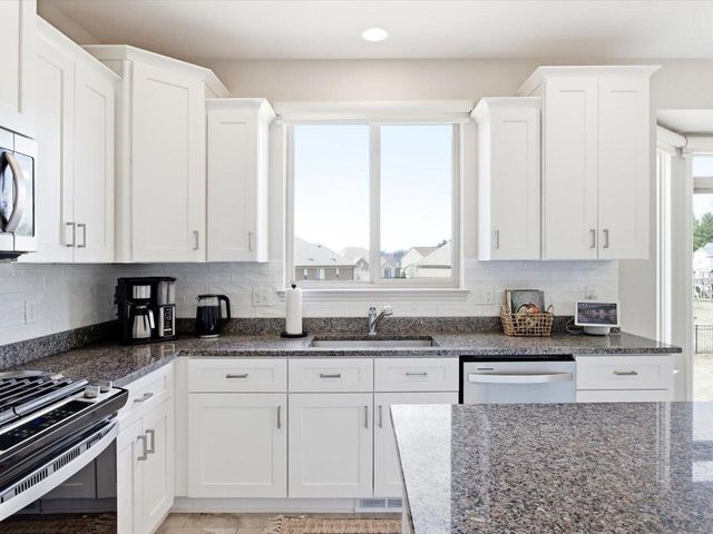 49485 Fairchild Road, Macomb, MI 48042