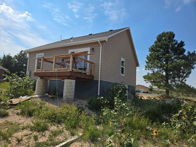 5228 Cuerno Verde Blvd, Colorado City, CO 81019