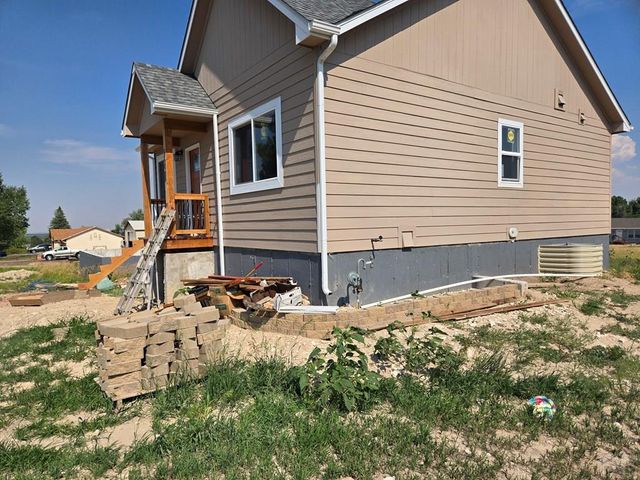 5228 Cuerno Verde Blvd, Colorado City, CO 81019