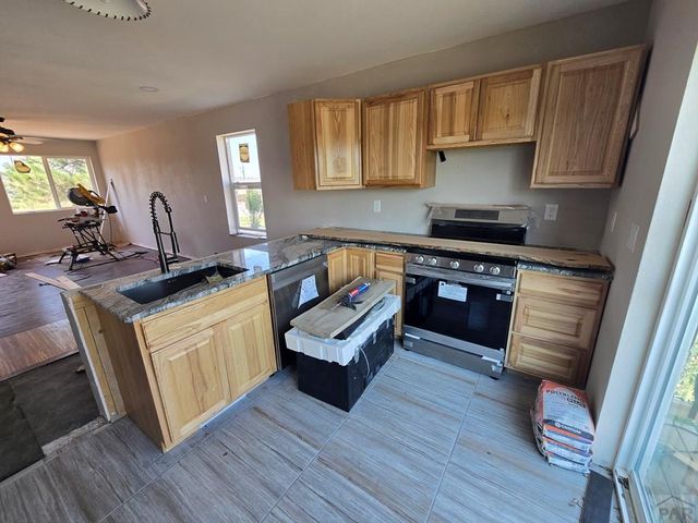 5228 Cuerno Verde Blvd, Colorado City, CO 81019