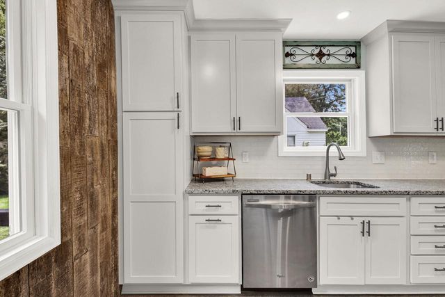 3760 Hubertus ROAD, Hubertus, WI 53033