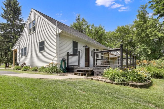 3760 Hubertus ROAD, Hubertus, WI 53033