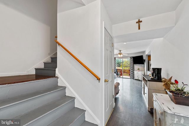 2426 EMERALD LN, Quakertown, PA 18951