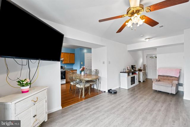 2426 EMERALD LN, Quakertown, PA 18951