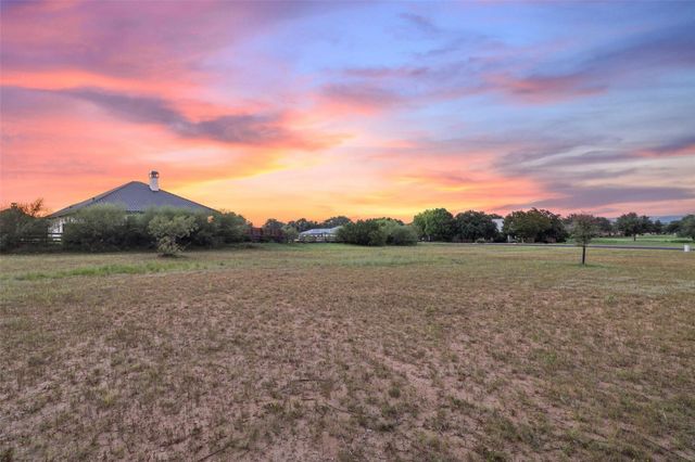 26605 Woodpecker TRL, Spicewood, TX 78669