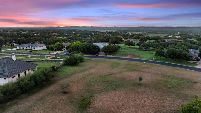 26605 Woodpecker TRL, Spicewood, TX 78669