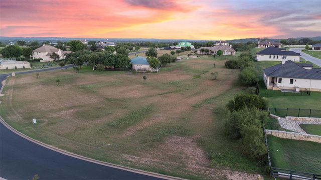 26605 Woodpecker TRL, Spicewood, TX 78669
