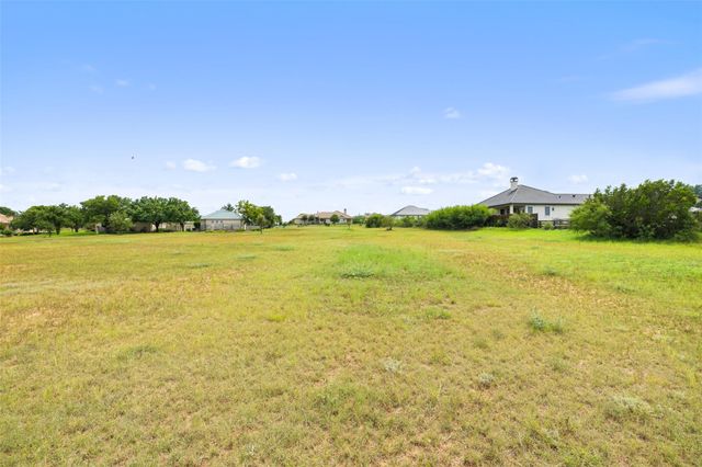 26605 Woodpecker TRL, Spicewood, TX 78669